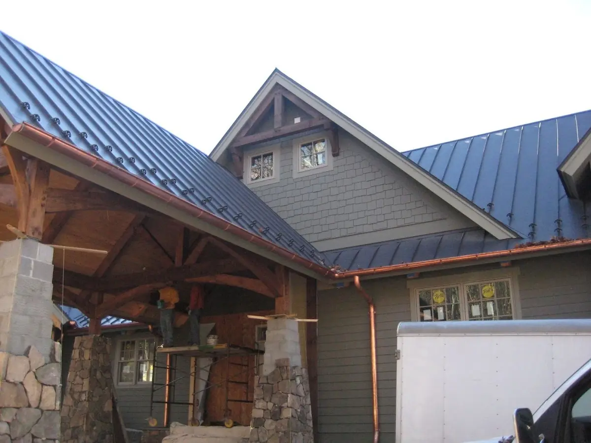 Craftsman Roofing team delivering quality roofing work in Harwinton